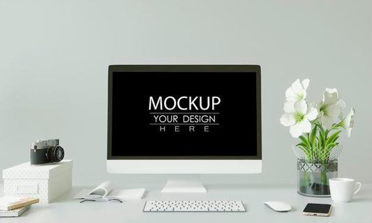 Free Computer On Table In Workspace Mockup Psd