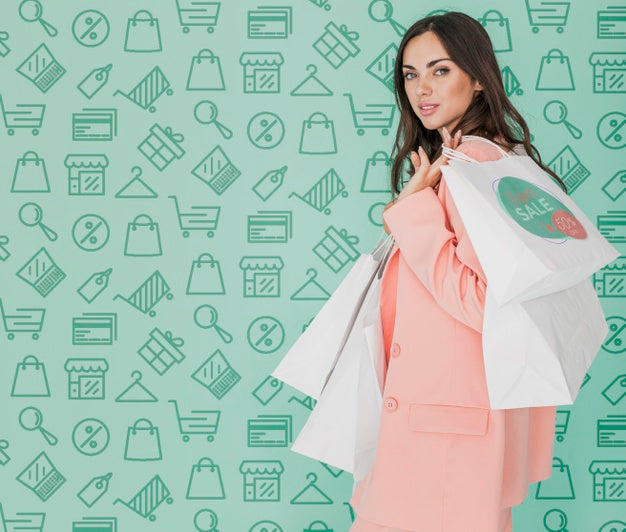 Free Copy-Space Beautiful Woman Holding Shopping Bags Psd