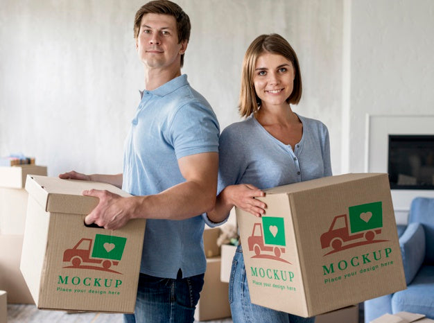 Free Couple Holding Boxes For Their New Home And Being Happy Psd