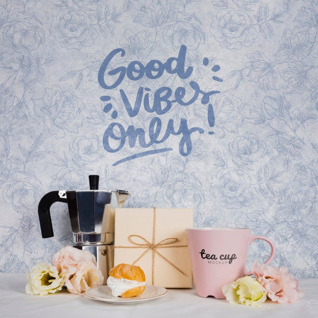 Free Cute Arrangement With Motivational Quote Psd