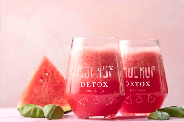 Free Delicious Detox Juice Concept Mock-Up Psd