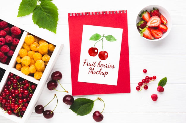 Free Delicious Fruits Concept Mock-Up Psd