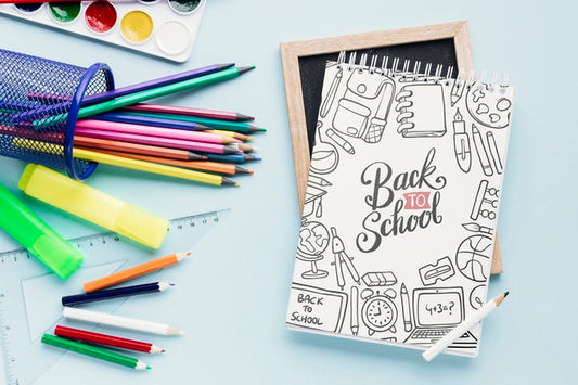 Free Desk Concept With School Supplies Psd