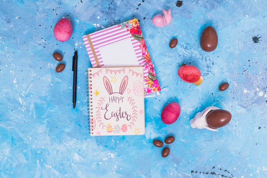 Free Easter Mockup With Card And Chocolate Eggs Psd