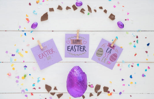 Free Easter Mockup With Notes Psd