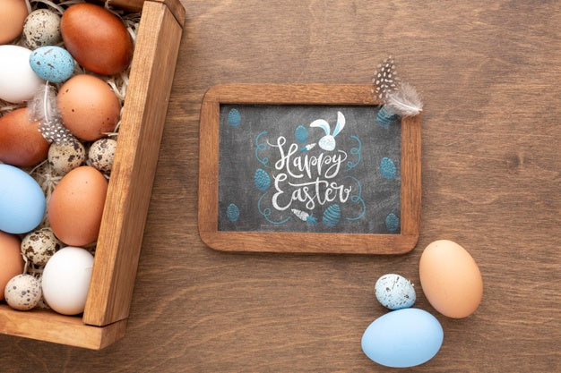 Free Easter Painted Eggs And Frame Psd