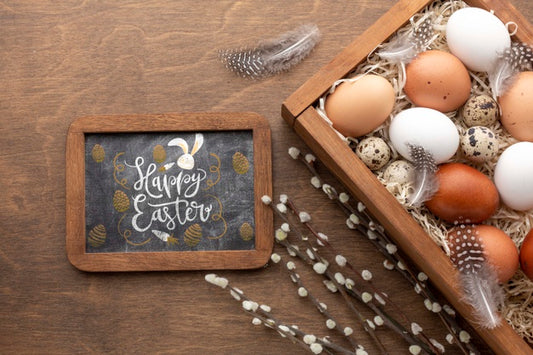 Free Eggs For Easter And Frame Psd