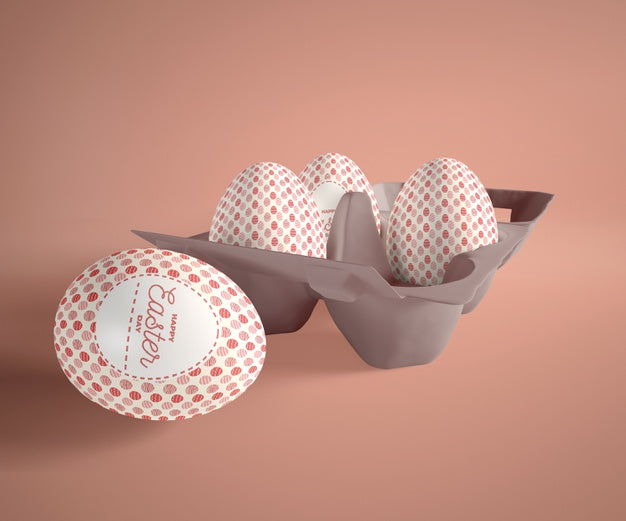 Free Eggs In Formwork On Table Psd