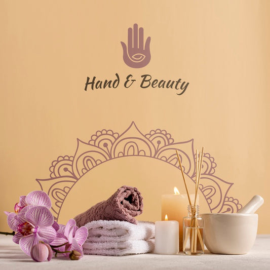 Free Elegant And Natural Pack At Spa With Products Psd