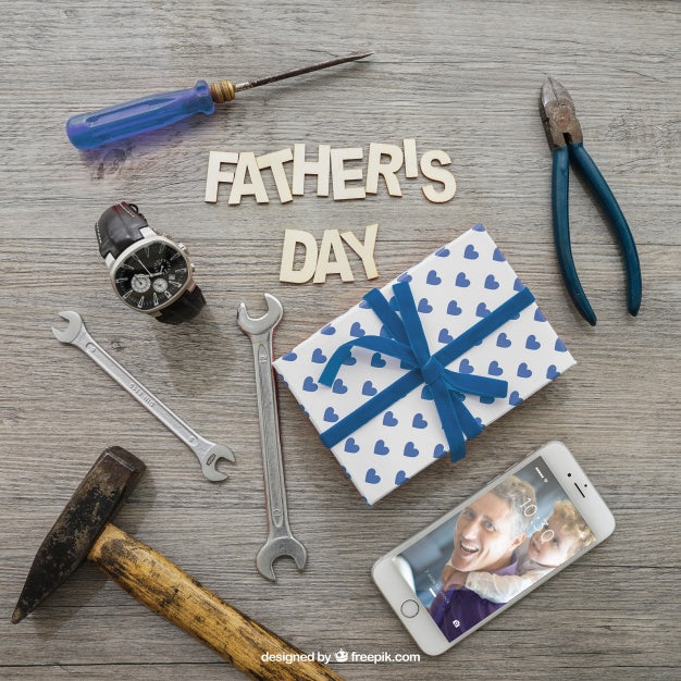 Free Father'S Day Lettering And Tools Psd