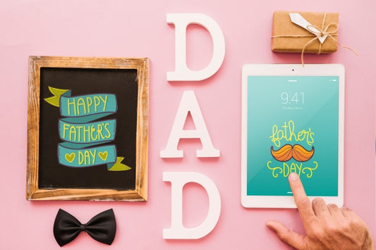 Free Fathers Day Mockup With Slate And Tablet Psd