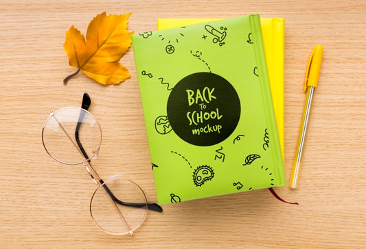 Free Flat Lay Back To School Composition Mock-Up Psd