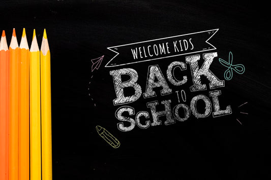 Free Flat Lay Back To School Message On Blackboard Mock-Up Psd