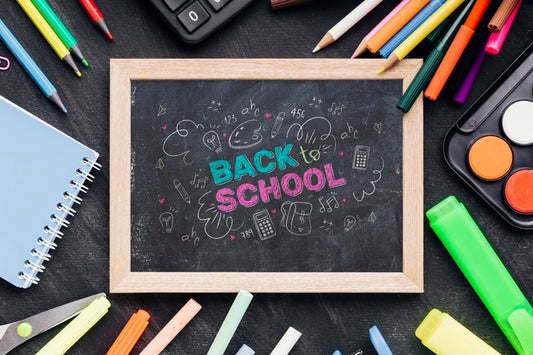 Free Flat Lay Back To School With Chalkboard Psd