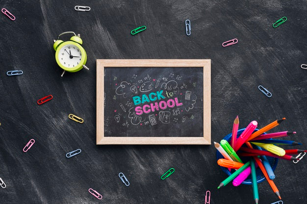 Free Flat Lay Back To School With Chalkboard Psd