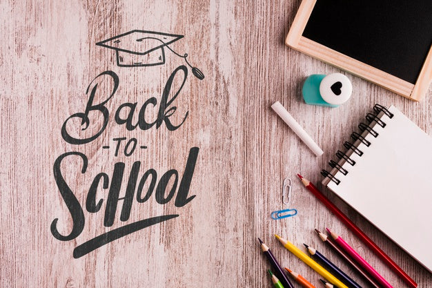 Free Flat Lay Back To School With Wooden Background Psd