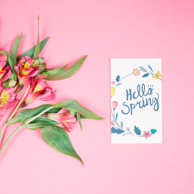 Free Flat Lay Card Mockup With Spring Concept Psd