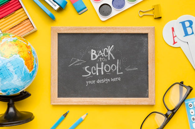 Free Flat Lay Composition Of School Supplies Psd