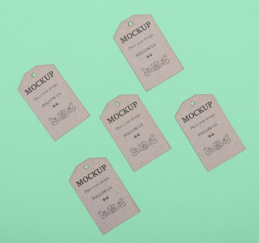 Free Flat Lay Eco Tags On Green Background Psd