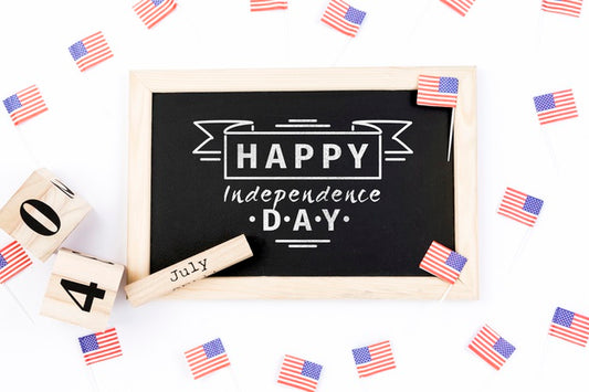 Free Flat Lay Independence Day Mockup With Slate Psd