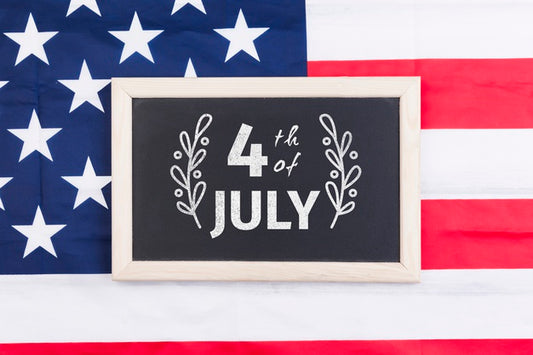 Free Flat Lay Independence Day Mockup With Slate Psd