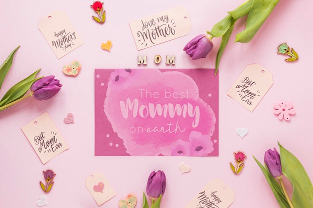 Free Flat Lay Mothers Day Card Mockup Psd