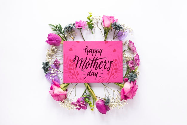 Free Flat Lay Mothers Day Card Mockup Psd