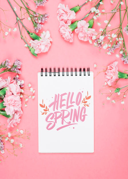 Free Flat Lay Notepad Mockup With Spring Concept Psd