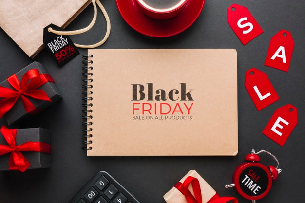 Free Flat Lay Of Black Friday Concept Mock-Up On Black Background Psd