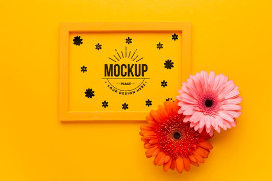 Free Flat Lay Of Frame With Daisies Psd