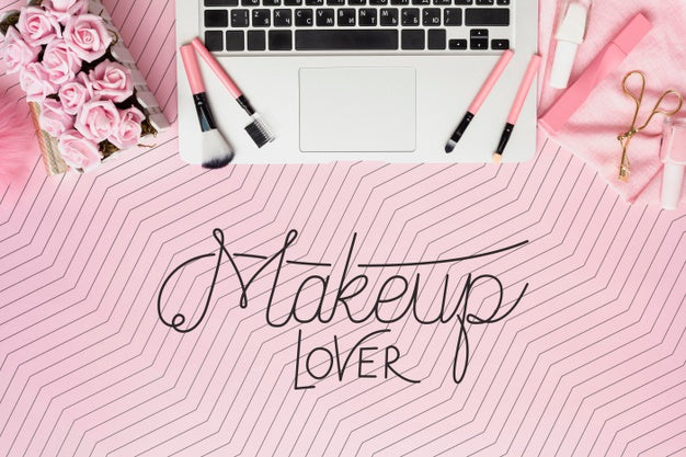 Free Flat Lay Of Make-Up Concept Mock-Up Psd