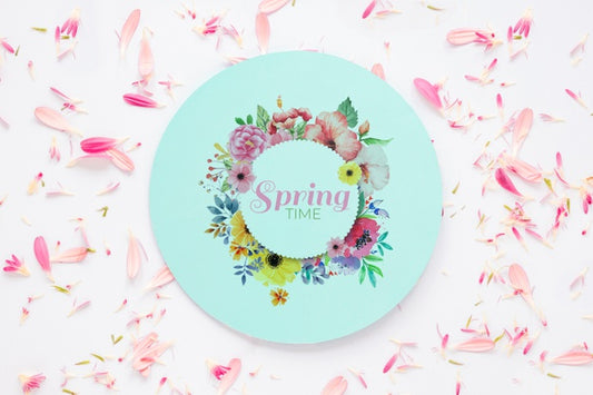 Free Flat Lay Round Card Mockup For Spring Psd
