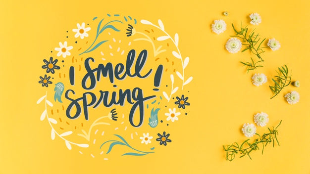 Free Flat Lay Spring Mockup With Copyspace Psd