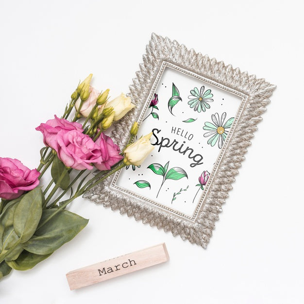 Free Flat Lay Spring Mockup With Frame Psd