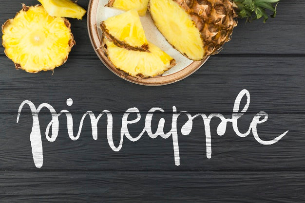 Free Flat Lay Summer Mockup With Copyspace And Pineapple Psd