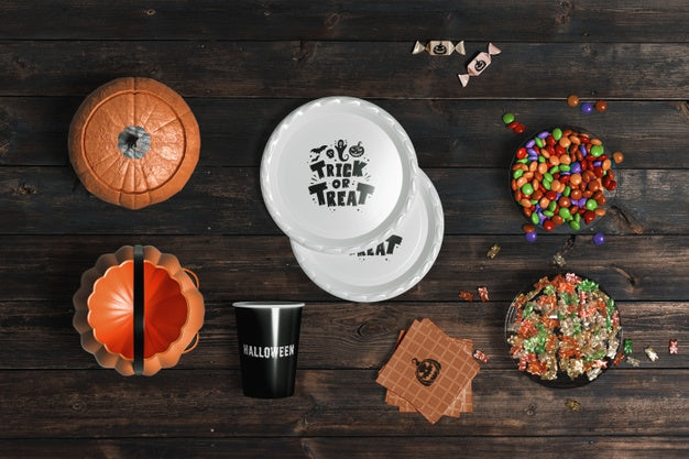 Free Flat View Of Halloween Concept Mock-Up Psd