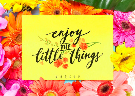 Free Floral Mock-Up With Motivational Message Psd