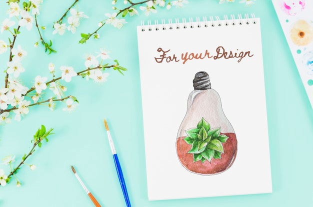 Free Flowers And Realistic Draw On Notebook Psd