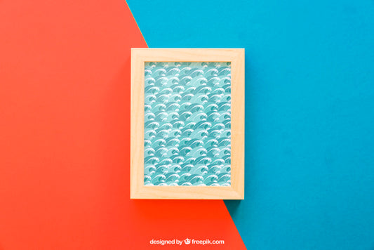 Free Frame Mock Up On Red And Blue Background Psd