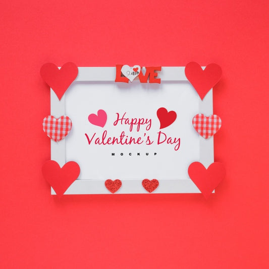 Free Frame Mockup With Composition Of Valentine Objects Psd