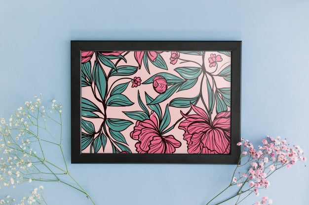 Free Frame Mockup With Floral Decoration Psd