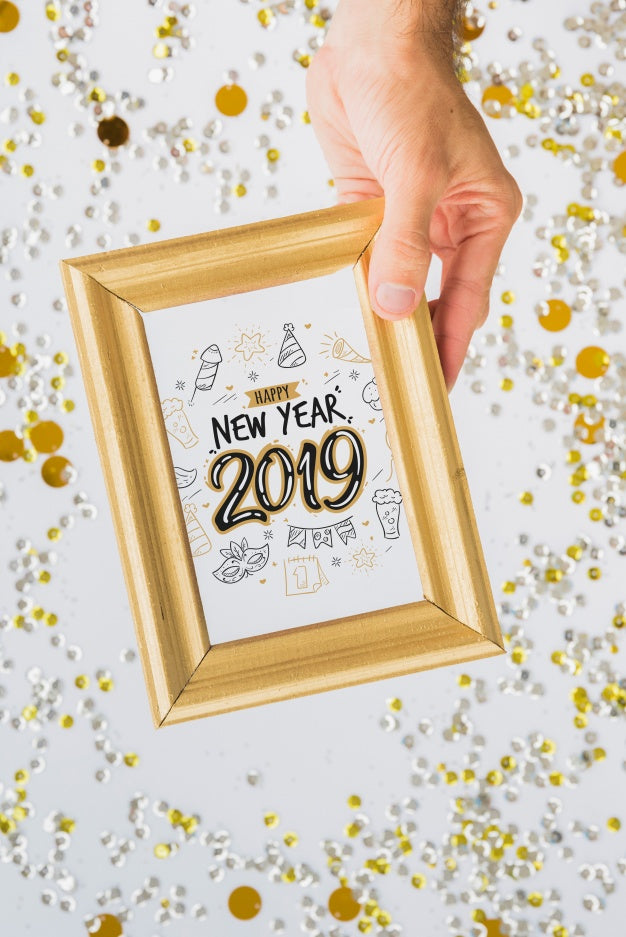 Free Frame Mockup With New Year Decoration Psd