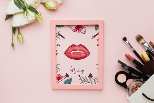 Free Frame On Table And Cosmetic Products Psd