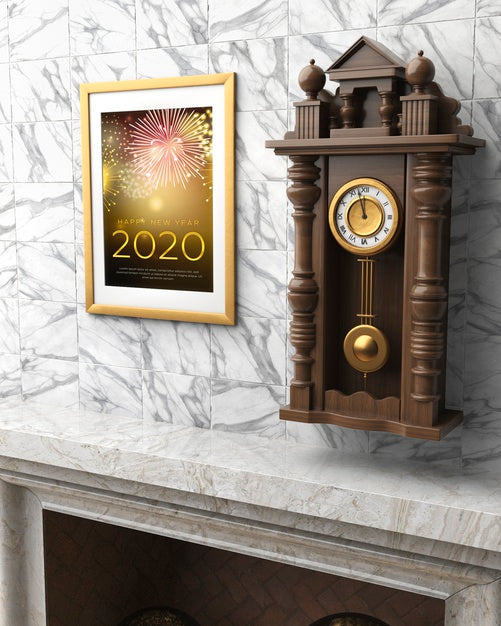 Free Frame With New Year Message On Wall Psd