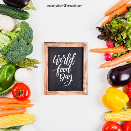 Free Fresh Healthy Food Mockup With Slate In Middle Psd