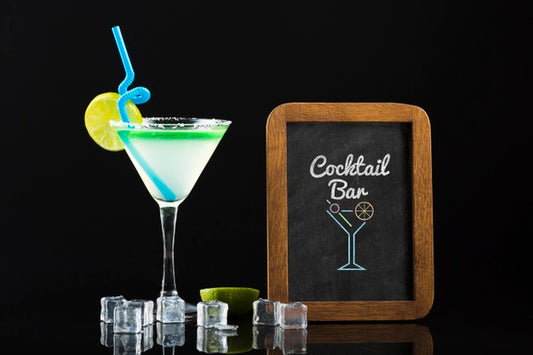 Free Front View Of Cocktail Mock-Up Concept Psd