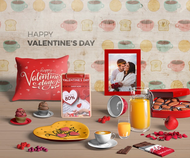 Free Front View Of Of Valentine'S Day Concept Psd