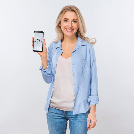 Free Front View Of Smiley Woman Holding Smartphone Psd