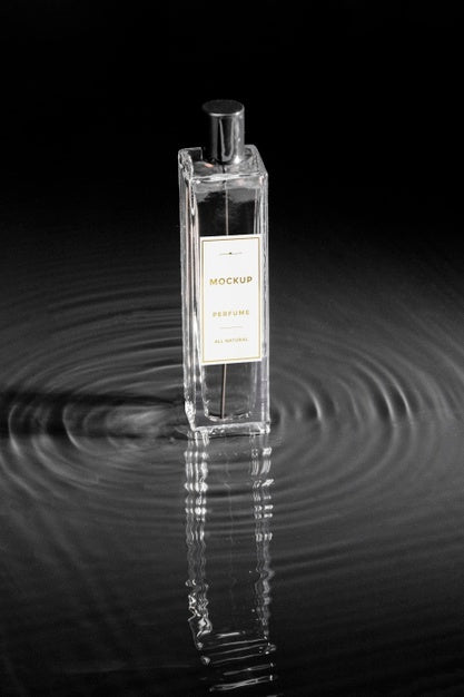 Free Glass Bottle Of Perfume Mock-Up With Clear Water Psd