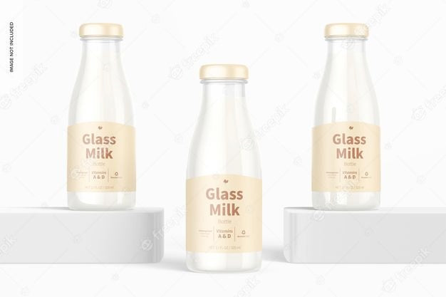 Free Glass Milk Bottles Set Mockup Psd